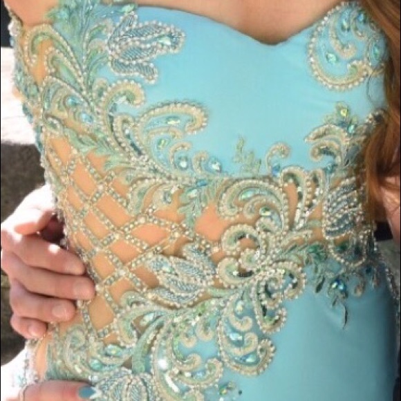 Prom Dress - Picture 3 of 8
